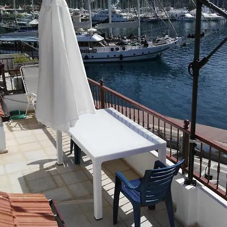 Uysal And Loft Seaside Апартаменты